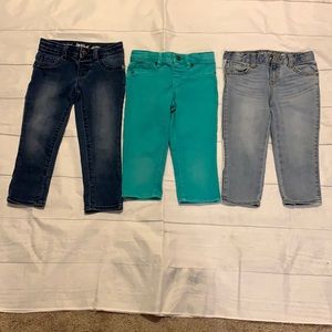 Cat & Jack (3) Pairs of Capri Jeans Girls